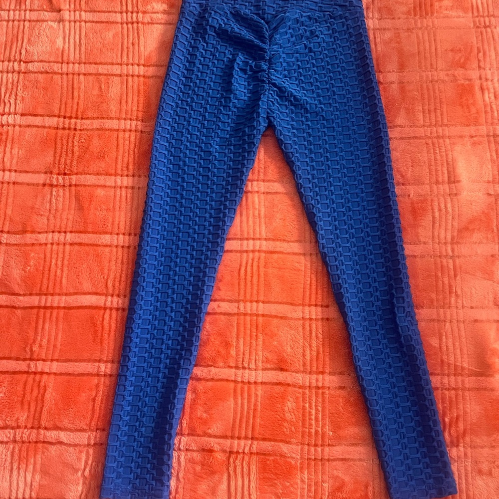 Blue Textured Leggings